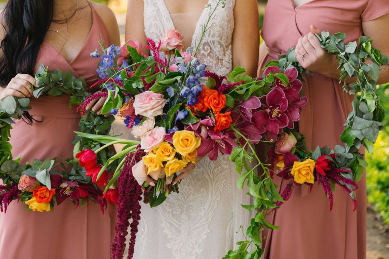 bride, bouquet, ladybloom bouquet, bridal bouquet